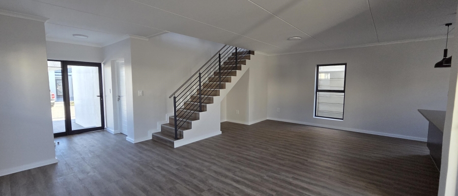 To Let 3 Bedroom Property for Rent in Jakarandas Western Cape